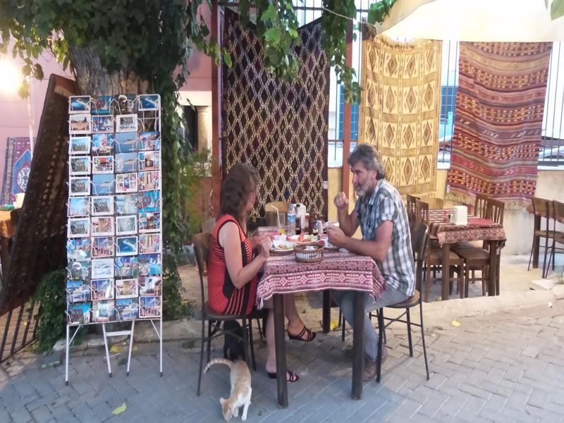 Ali Baba'S House Bed & Breakfast Селчук Екстериор снимка