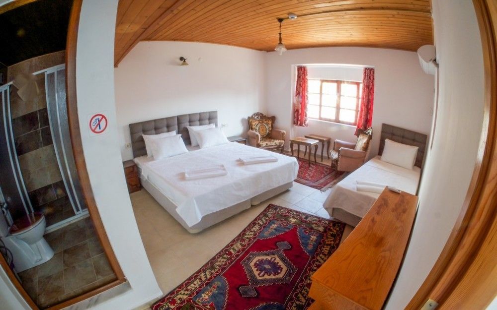 Ali Baba'S House Bed & Breakfast Селчук Екстериор снимка