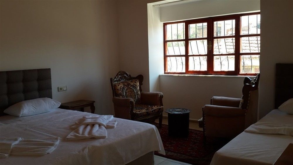 Ali Baba'S House Bed & Breakfast Селчук Екстериор снимка