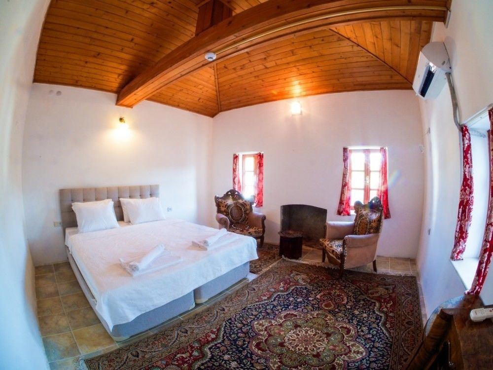 Ali Baba'S House Bed & Breakfast Селчук Екстериор снимка